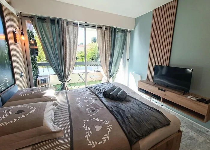 Leman Holidays - Le Palm