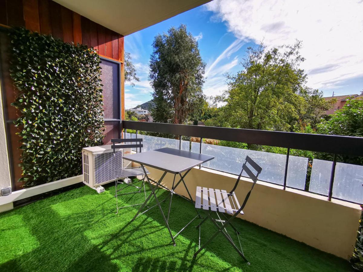 Leman Holidays - Le Palm Apartment